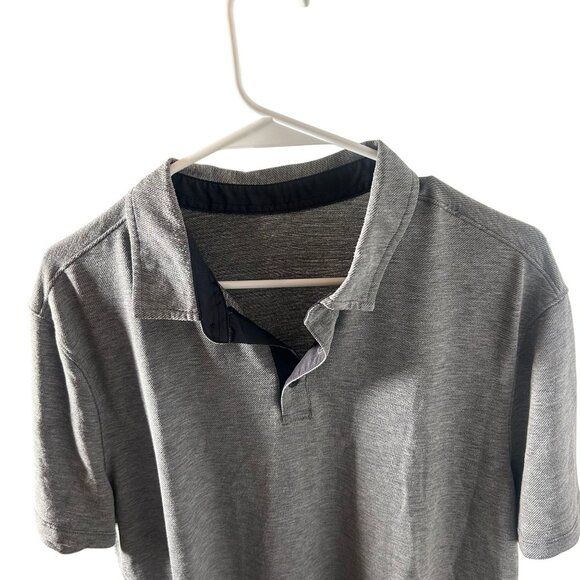 Lululemon Short Sleeve Polo Shirt Men's Size Medium in Gray - Picture 3 of 4